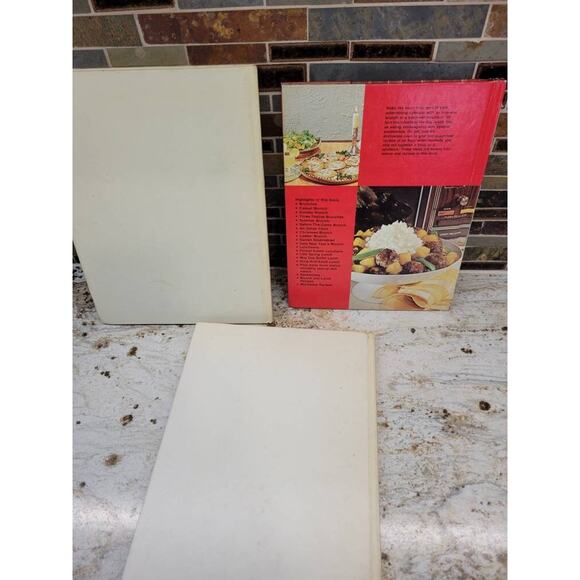 Vintage Pillsbury Bake Off Dessert, Pillsbury's Entertainment, Brunches Lunches - Picture 9 of 9